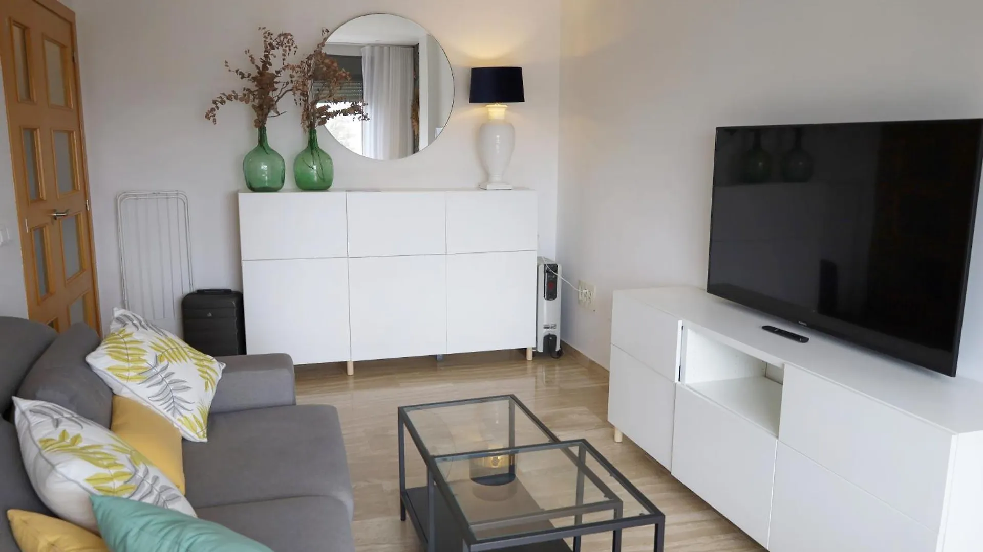 Luminoso Apartamento Frente Al Puerto 马拉加 公寓